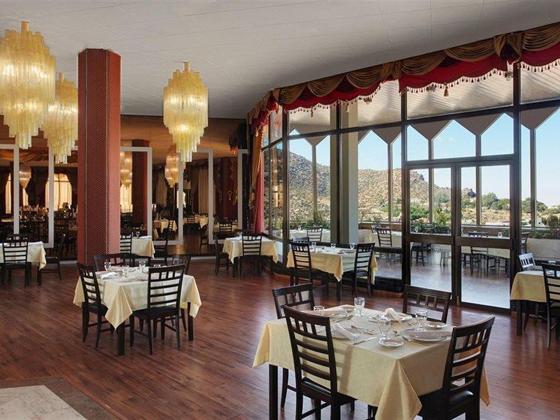 Le Meridien Al Hada Exterior photo